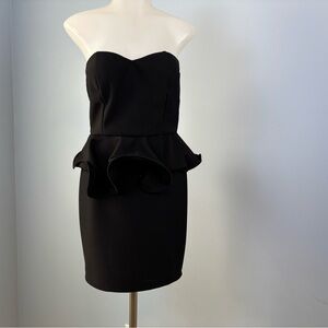 Windsor Chic Black Strapless Dress